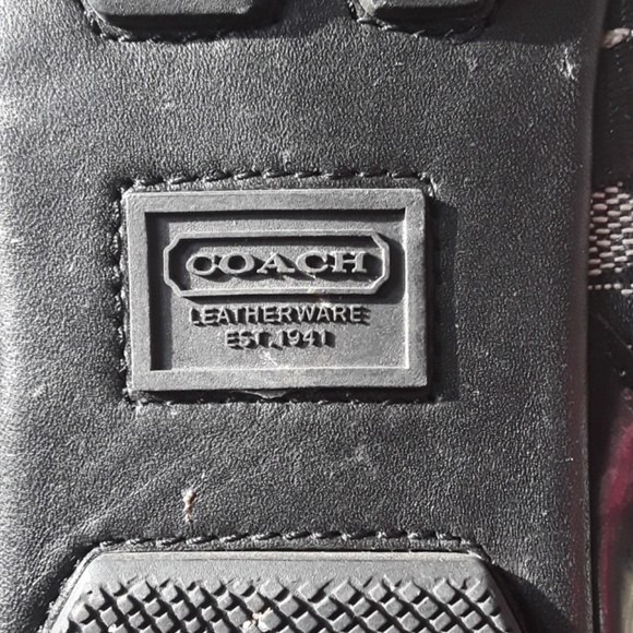 Flats - Picture 3 of 3